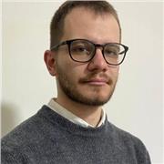 Insegnante di Biologia e Chimica per studenti della scuola secondaria superiore